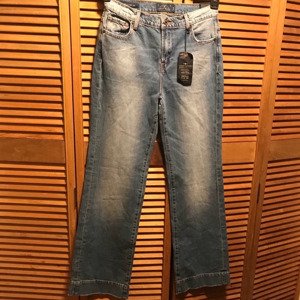 Lucky Brand Vintage Denim Relaxed Fit Wide Leg High Rise Light Washed Blue Jeans